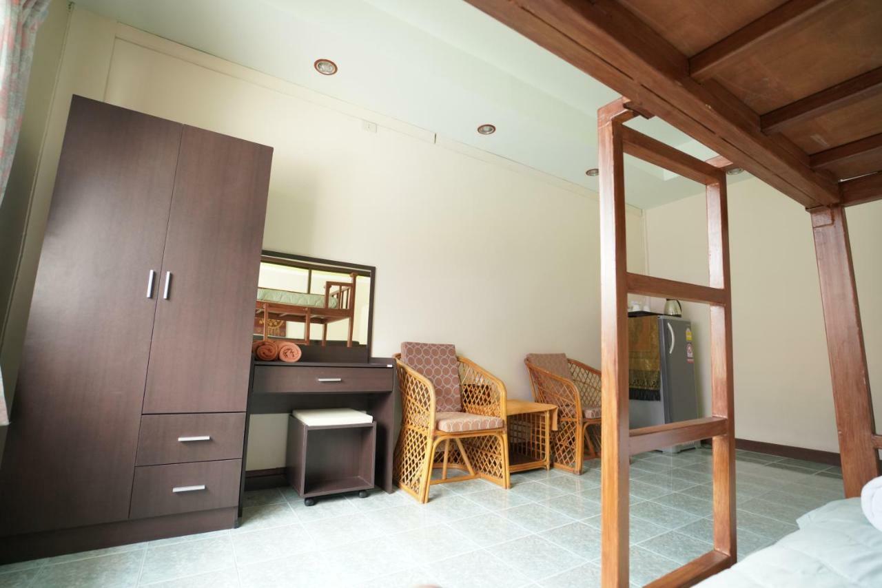 Maenam Lodge Mae Nam Exteriör bild
